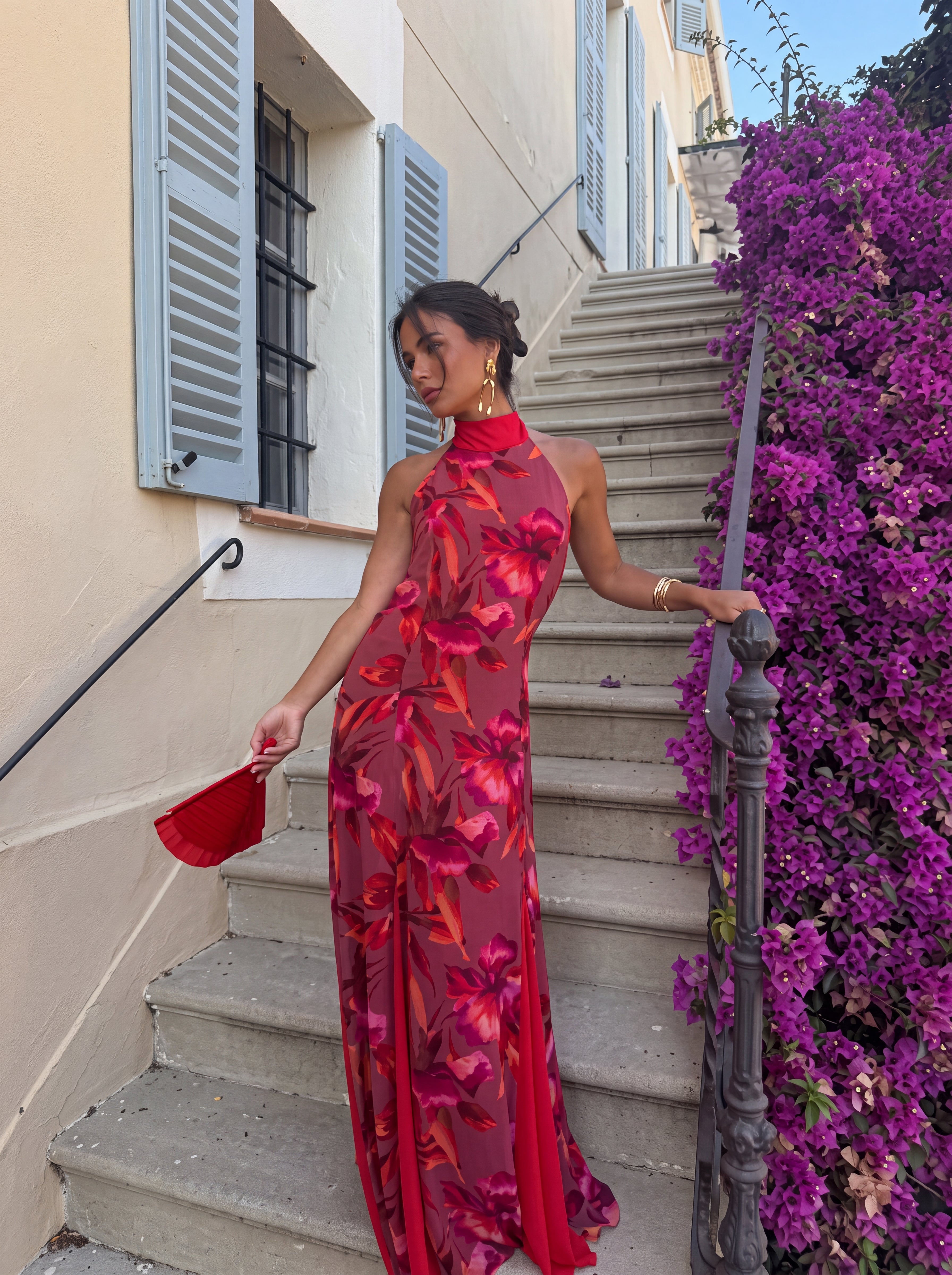 VESTIDO SÓLLER LUNGO A FIORI CON COLLO ALTO E FIOCCO