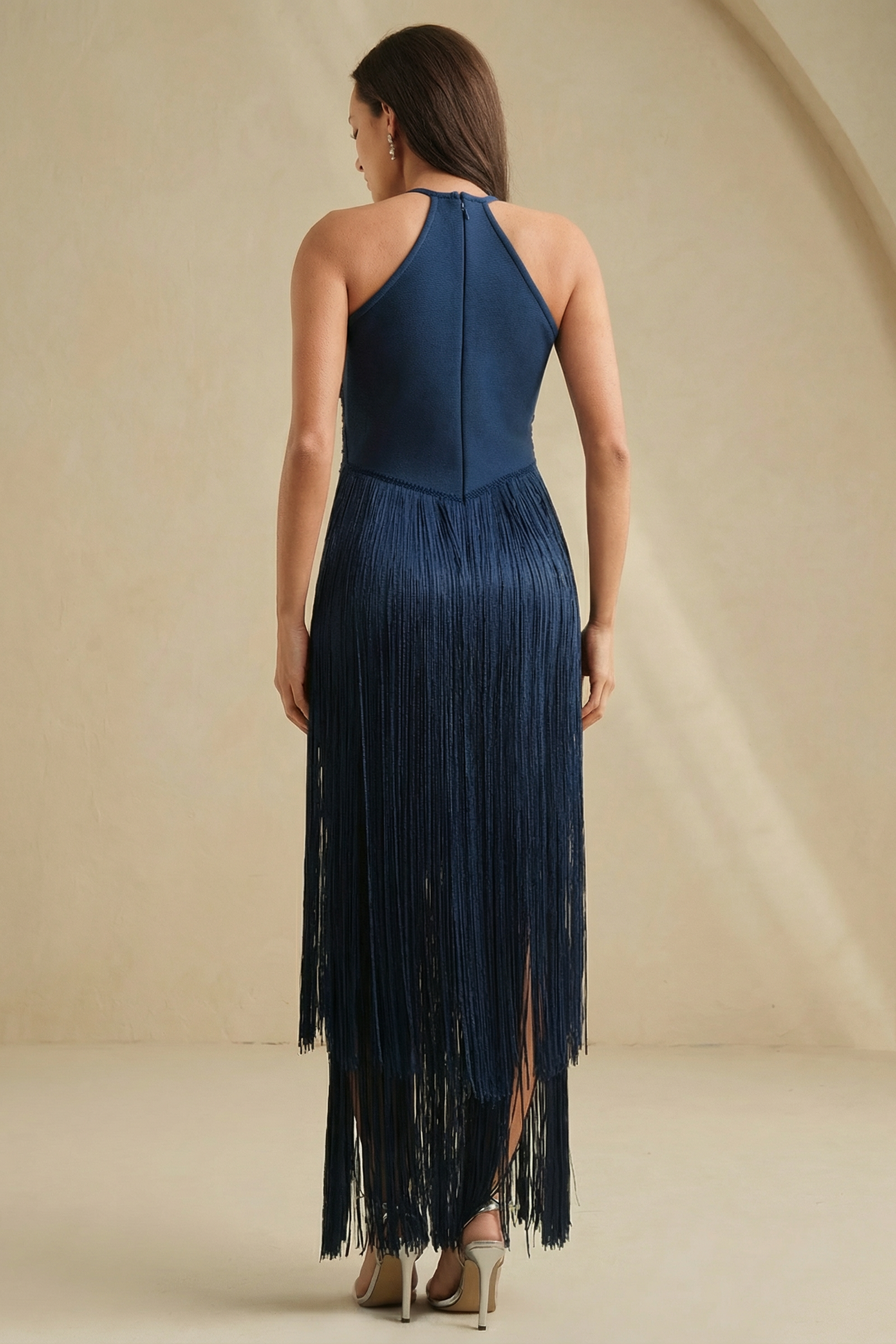 Vestido Largo de Flecos con Escote Halter