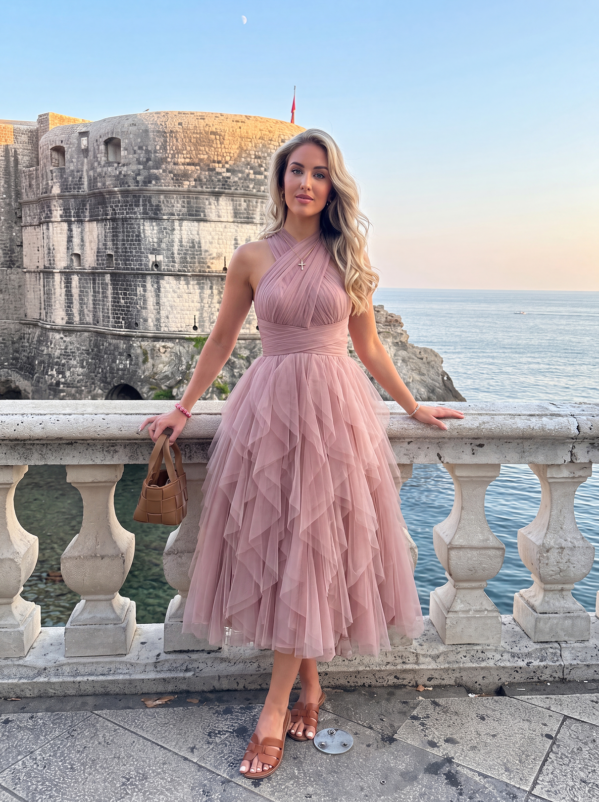 ABITO MIDI IN TULLE CON BALZE A CASCATA | BLU INCHIOSTRO ALISSA
