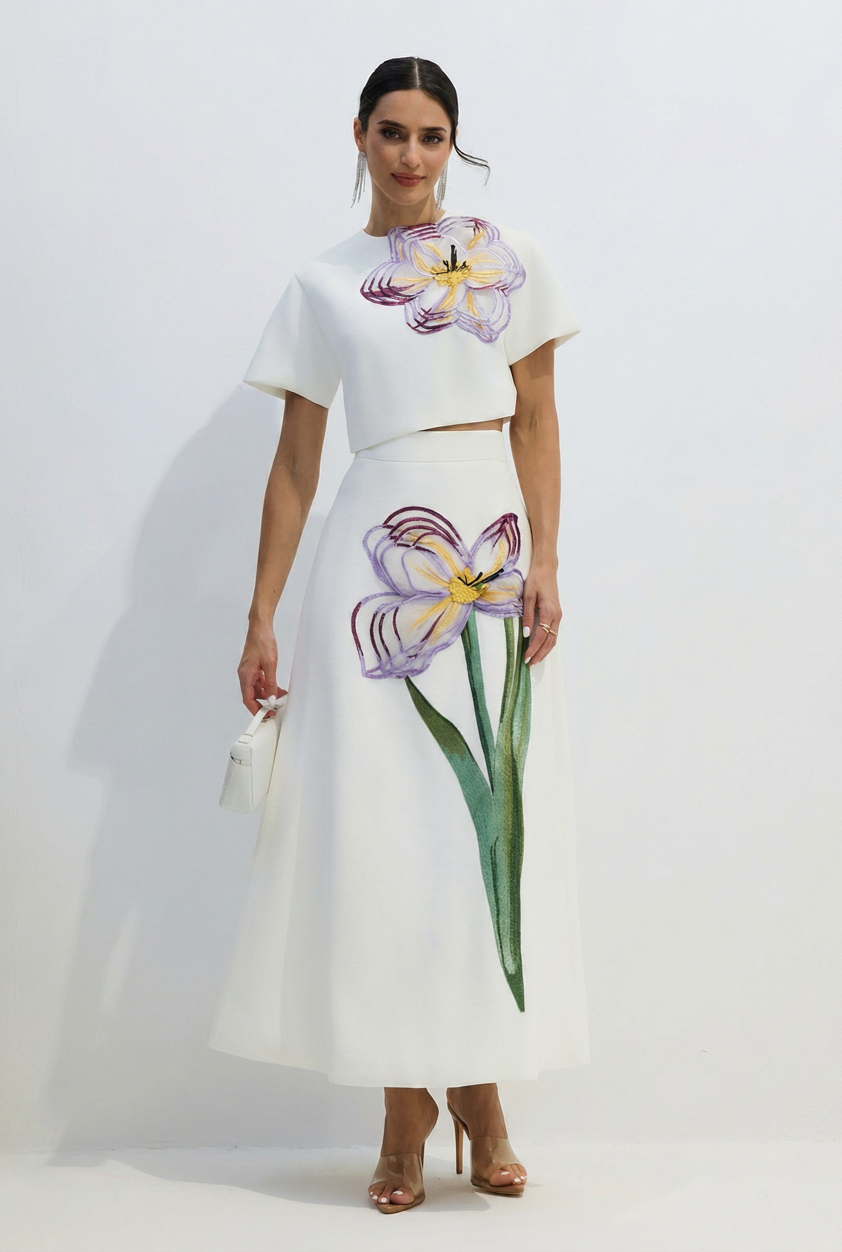 Conjunto de Dos Piezas con Estampado Floral de Lirio y Crop Top