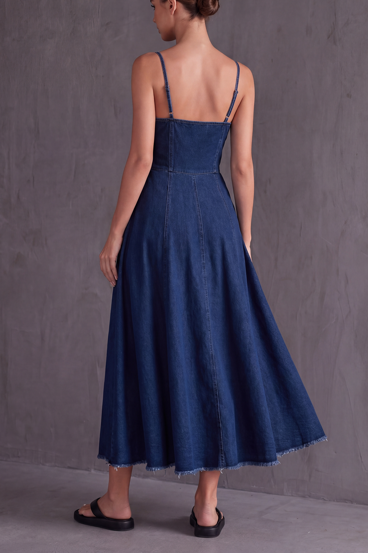 Abito Dazy con spalline in denim dalla linea ad A
