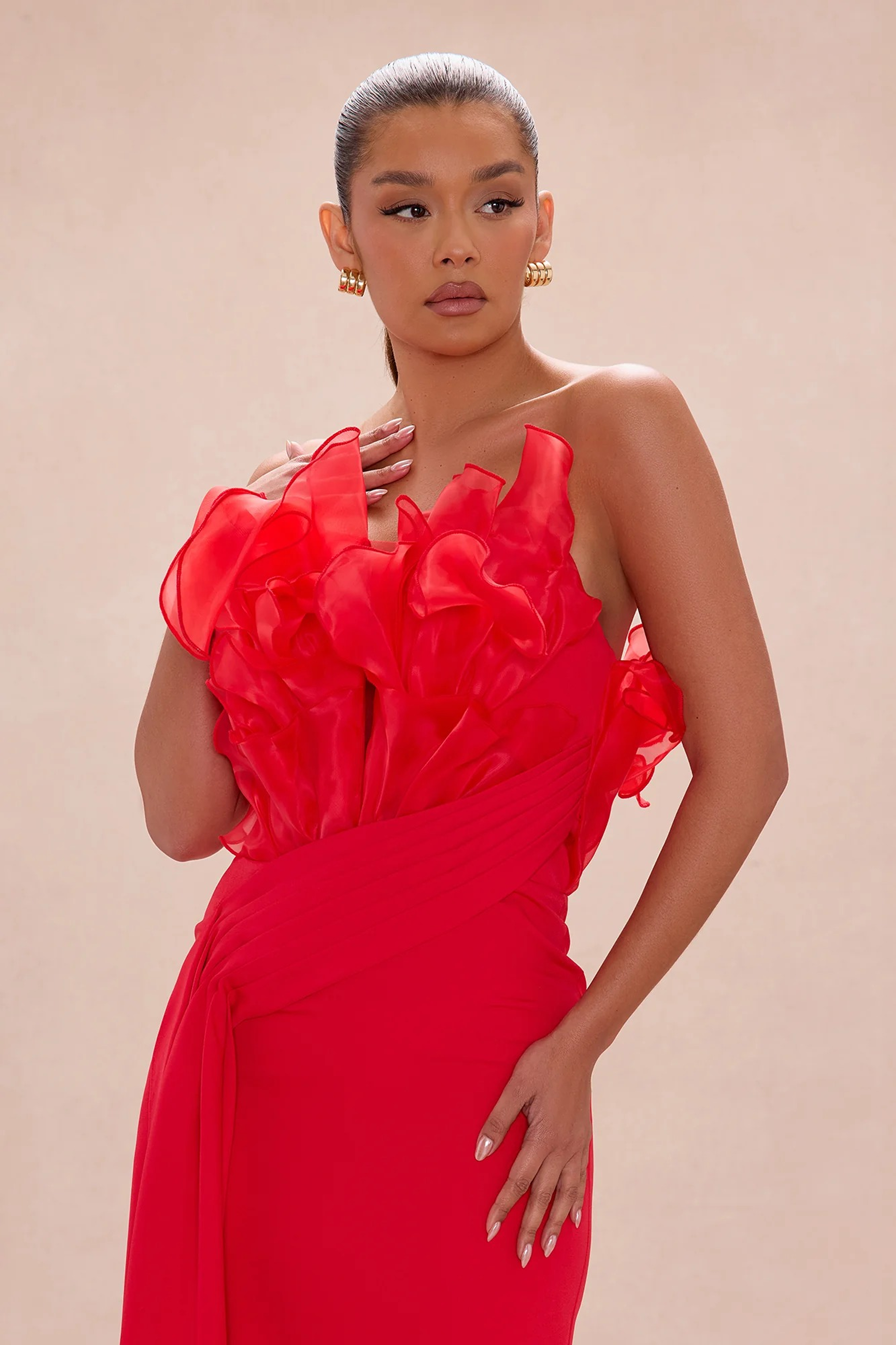 La Valentina | Vestido largo rojo con volantes de organza